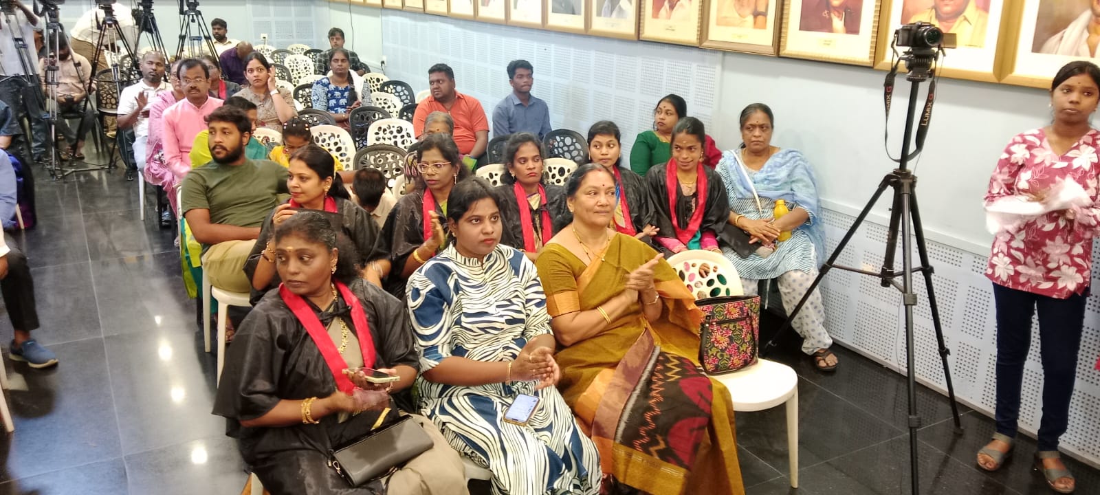 Audience with graduates